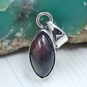 Black Opal 0.75" 925 Sterling Silver Pendant (RS29-355)