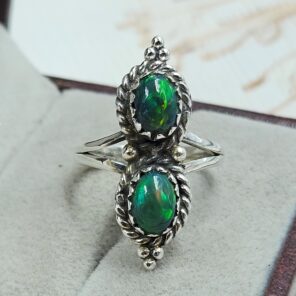Black Opal 925 Sterling Silver Ring (RS29-347)