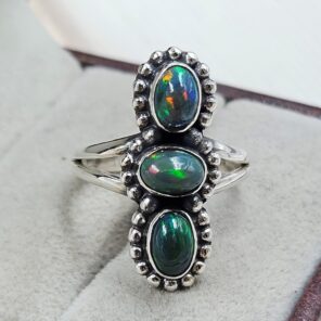 Black Opal 925 Sterling Silver Ring (RS29-345)