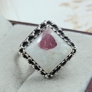 Cinnabar Size US 6 925 Sterling Silver Ring (RS23-142)