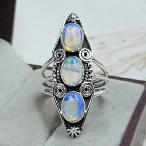 Ethiopian Opal 925 Sterling Silver Ring (REXT17-32)