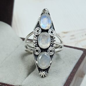 Rainbow Moonstone 925 Sterling Silver Ring (REXT17-33)