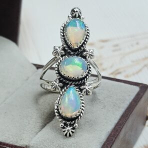 Ethiopian Opal 925 Sterling Silver Ring (REXT17-65)