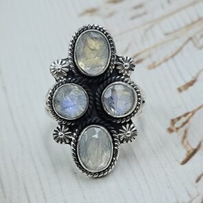 Rainbow Moonstone 925 Sterling Silver Ring (REXT17-81)