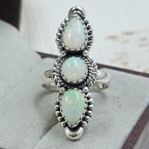 Ethiopian Opal 925 Sterling Silver Ring (REXT17-27)