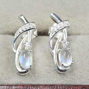 Moissanite Diamond & Rainbow Moonstone 925 Sterling Silver Stud Earring (REXT12-111)