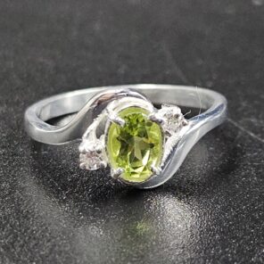 Moissanite Diamond & Peridot 925 Sterling Silver Ring (REXT9-10)