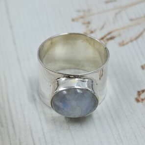 Rainbow Moonstone 925 Sterling Silver Ring (REXT50-101)