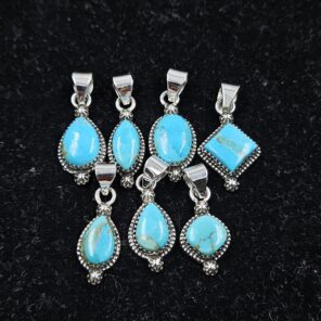 7 PCS Bulk Lot Mohave Turquoise 925 Sterling Silver Pendant (REXT152-27)