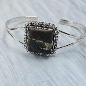 Black Jack Turquoise 925 Sterling Silver Bangle (RS40-10)