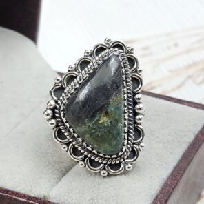 Black Jack Turquoise Size US 8 925 Sterling Silver Ring (RS42-258)