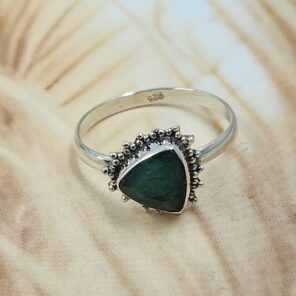 Dainty Emerald 925 Sterling Silver Ring (RS107-183)