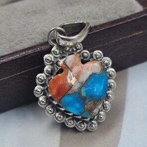 Spiny Oyster Turquoise 925 Sterling Silver Pendant (REXT157-2)