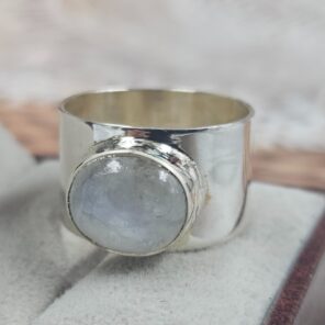 Rainbow Moonstone Size US 10 925 Sterling Silver Ring (REXT156-18)