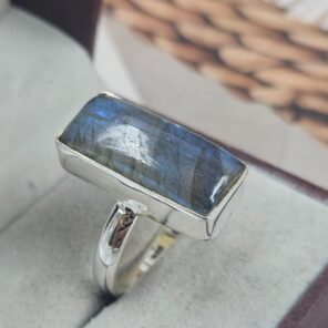 Labradorite Size US 9 925 Sterling Silver Ring (REXT156-36)