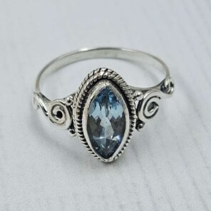Blue Topaz 925 Sterling Silver Ring (REXT157-42)