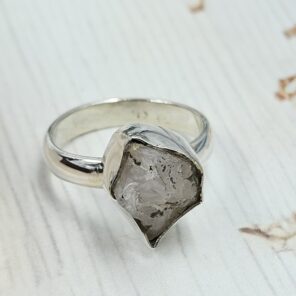 Raw Rainbow Moonstone Size US 7 925 Sterling Silver Ring (REXT112-207)