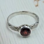 Garnet 925 Sterling Silver Ring (REXT56-185)