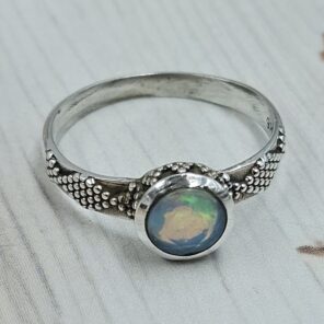 Ethiopian Opal 925 Sterling Silver Ring (REXT34-46)