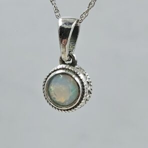 Ethiopian Opal 925 Sterling Silver Pendant (REXT34-48)