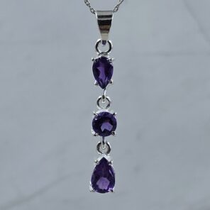 Amethyst 1.5" 925 Sterling Silver Pendant (REXT61-167)