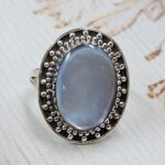 White Mother Of Pearl Size US 7 925 Sterling Silver Ring (REXT68-474)