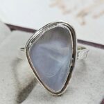 White Mother Of Pearl Size US 9 925 Sterling Silver Ring (REXT68-462)