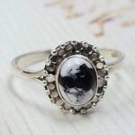 White Buffalo Turquoise 925 Sterling Silver Ring (REXT89-454)