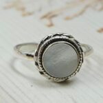 Mother of Pearl 925 Sterling Silver Ring (REXT33-169)