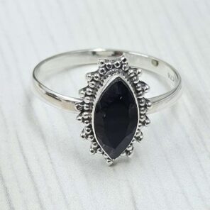 Black Onyx 925 Sterling Silver Ring (RS67-176)