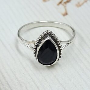 Black Onyx 925 Sterling Silver Ring (RS67-174)