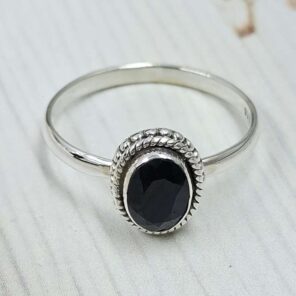Black Onyx 925 Sterling Silver Ring (RS67-177)