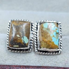 Mine 8 Turquoise 0.5" 925 Sterling Silver Stud Earrings (REXT62-312)
