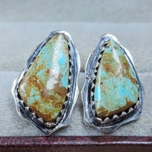 Mine 8 Turquoise 0.75" 925 Sterling Silver Stud Earrings (REXT62-317)