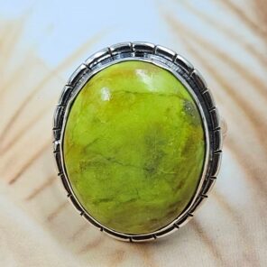 Gaspeite Size US 9 925 Sterling Silver Ring (REXT29-465)