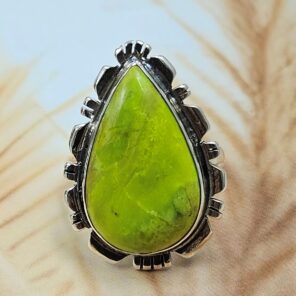 Gaspeite Size US 8 925 Sterling Silver Ring (REXT29-446)