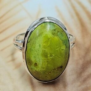 Gaspeite Size US 9 925 Sterling Silver Ring (REXT29-462)