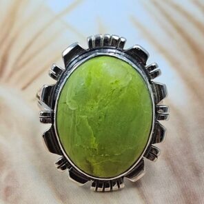 Gaspeite Size US 8 925 Sterling Silver Ring (REXT29-445)