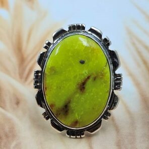 Gaspeite Size US 9 925 Sterling Silver Ring (REXT29-461)