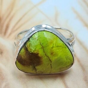 Gaspeite Size US 8 925 Sterling Silver Ring (REXT29-453)