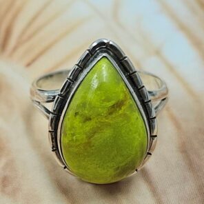 Gaspeite Size US 8 925 Sterling Silver Ring (REXT29-452)