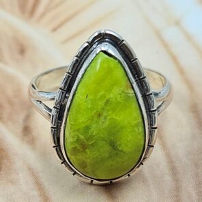 Gaspeite Size US 9 925 Sterling Silver Ring (REXT29-466)