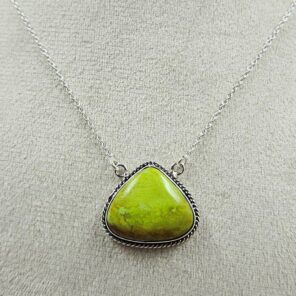 Gaspeite 925 Sterling Silver Necklace (REXT2-114)