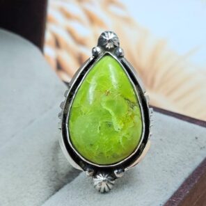 Gaspeite Size US 6 925 Sterling Silver Ring (REXT2-129)
