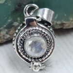 Rainbow Moonstone 925 Sterling Silver Poison Box Pendant (REXT164-38)