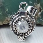 Rainbow Moonstone 925 Sterling Silver Poison Box Pendant (REXT164-72)