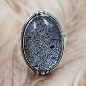 Leaf Size US 11 925 Sterling Silver Ring (REXT151-94)
