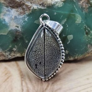 Leaf 1.5" 925 Sterling Silver Pendant (REXT107-134)
