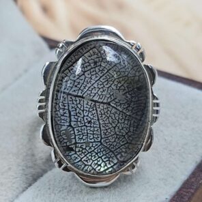 Leaf Size US 6 925 Sterling Silver Ring (REXT151-101)