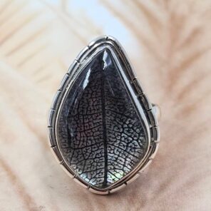Aurora Opal Leaf Size US 7 925 Sterling Silver Ring (REXT6-255)